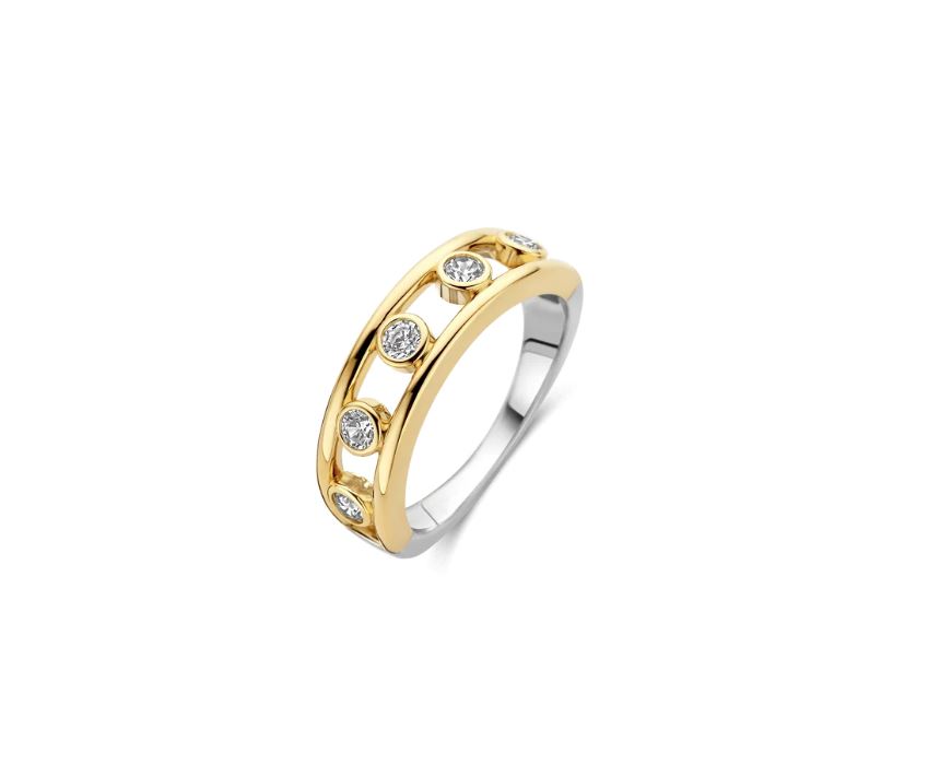 Open Circle Zirconia Ring