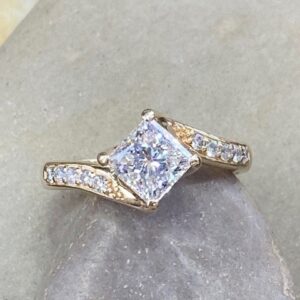 115-17336 PRINCESS CUT DIAMOND 1.23CT