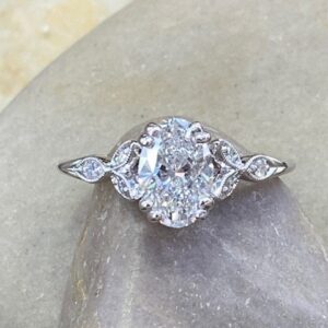 115-17362 GABRIEL & Co. Oval diamond