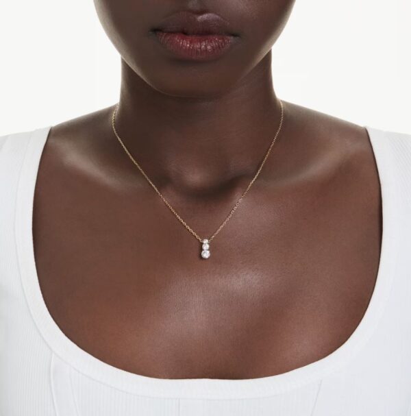 Stilla Attract pendant Round cut, White, Gold-tone plated - Image 2