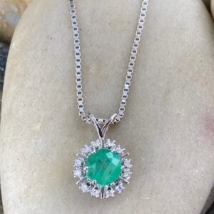115-17376 EMERALD & DIAMOND NECKLACE
