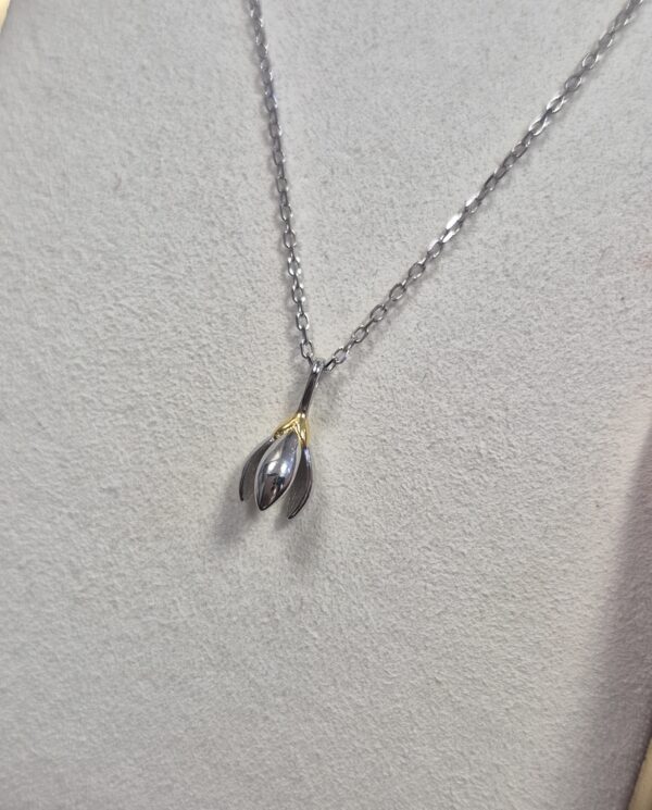 Snowdrop Flower Pendant in Silver – From the Botanical Garden Collection