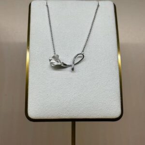 Calla Lily Silver Necklace – From the Botanical Garden Collection