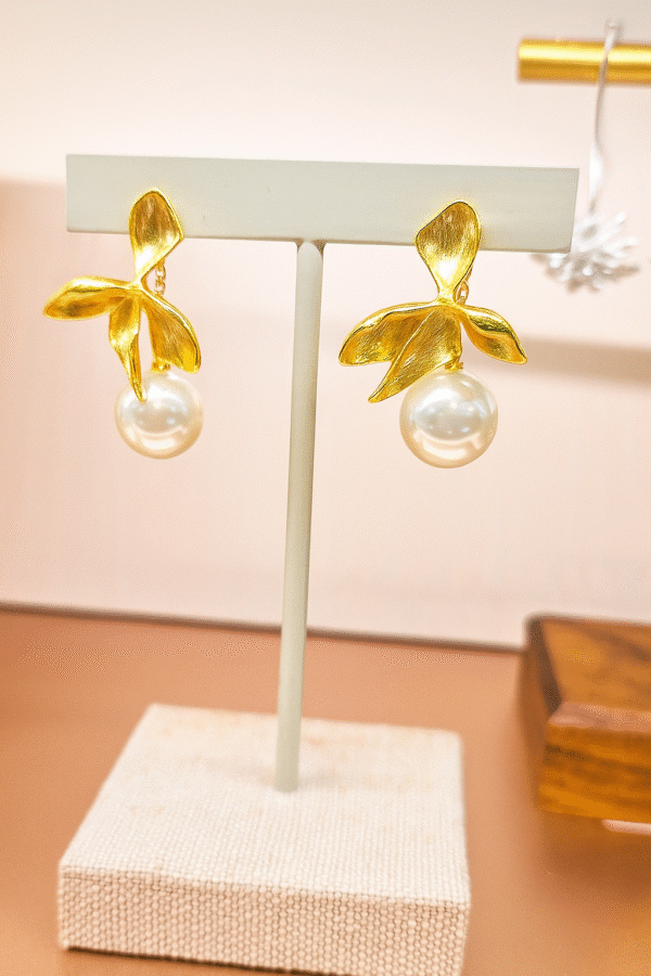 Orchid Pearl Dangly Earrings– From the Botanical Garden Collection - Image 2