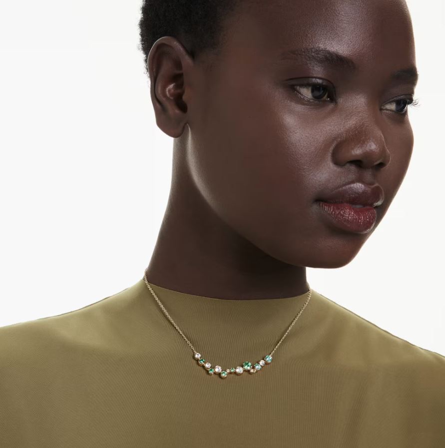 Constella necklace Mixed cuts, Green, Gold-tone plated - Image 2