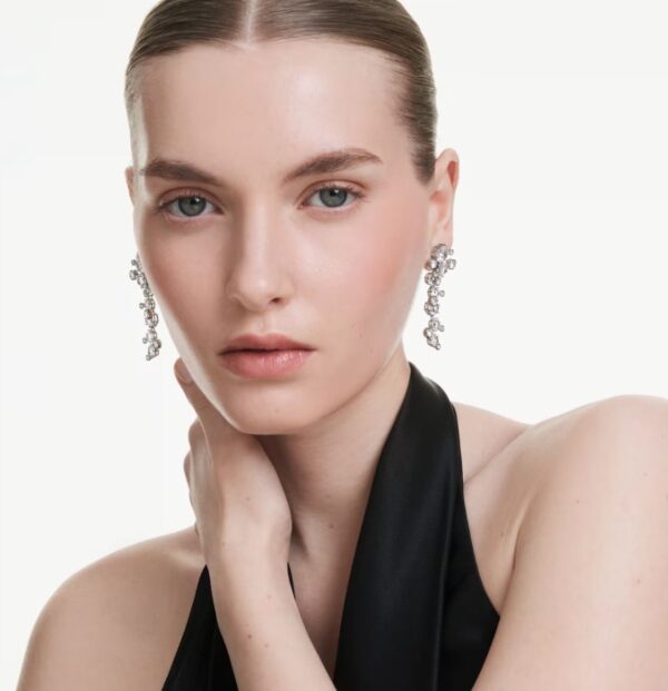 Constella drop earrings Mixed cuts, White, Rhodium plated - Image 2