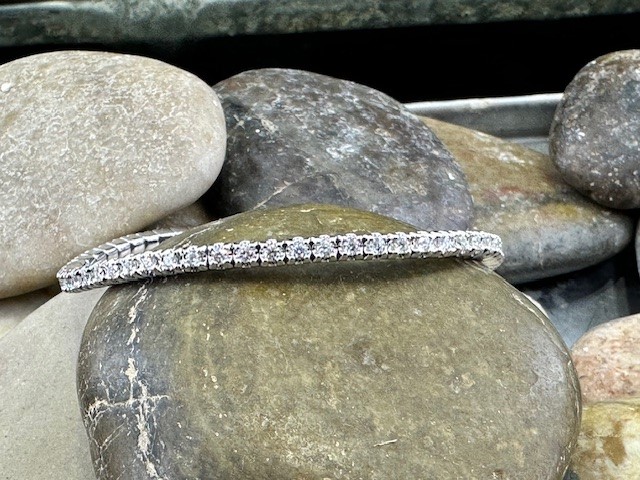 800-10371 STRETCH TENNIS BRACELET