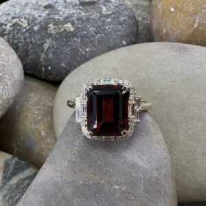 116-14692 GARNET & DIAMOND
