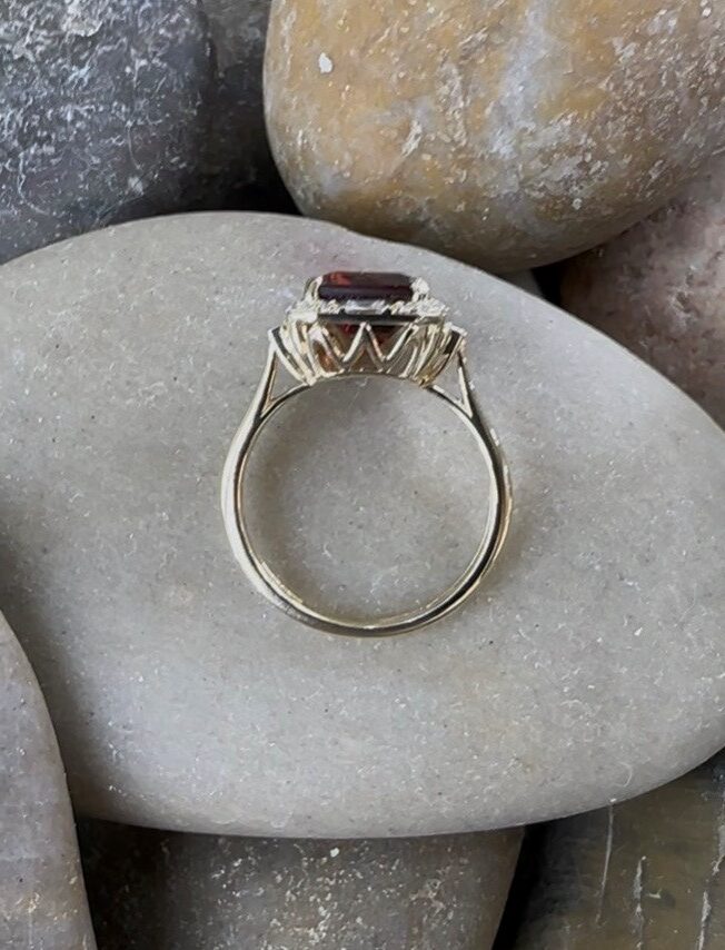 116-14692 GARNET & DIAMOND - Image 3