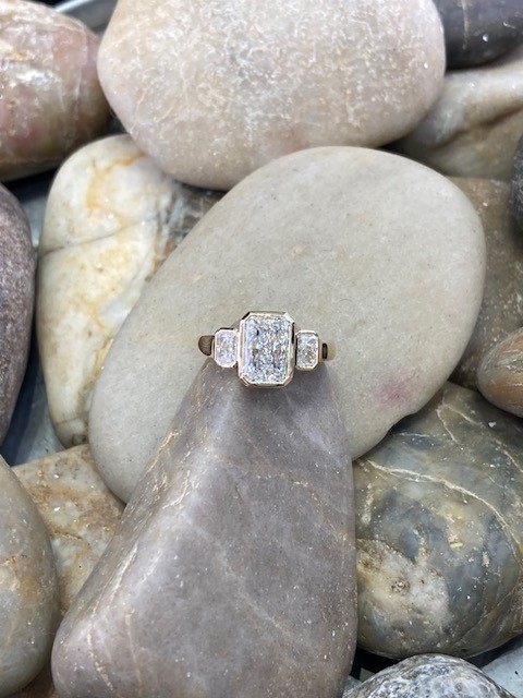 Radiant Cut Trinity - Image 2