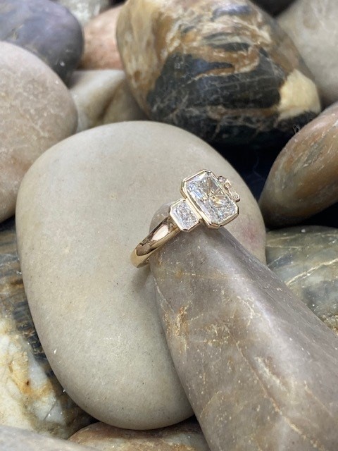 Radiant Cut Trinity - Image 3