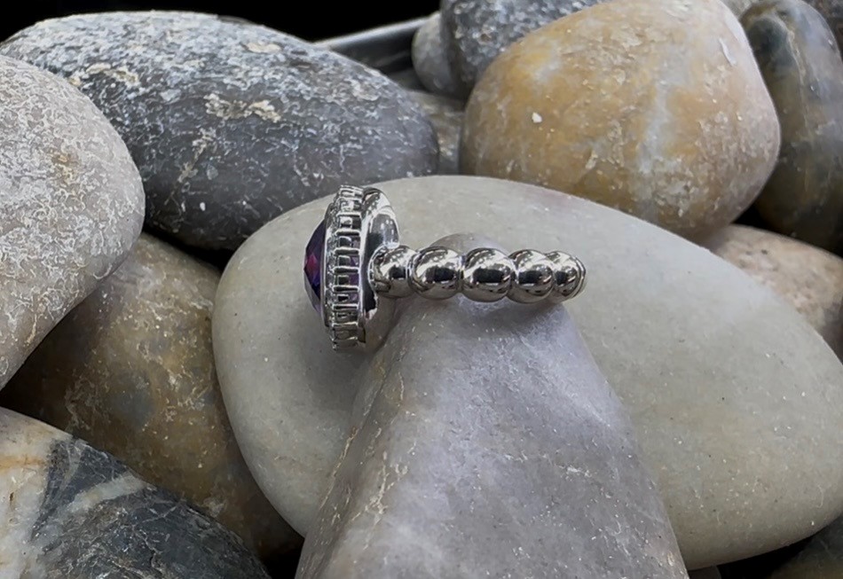 500-12159 Amethyst "Checkerboard" cut - Image 3