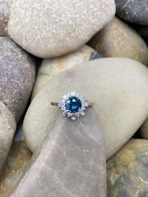 London Blue Topaz, diamond halo - Image 2