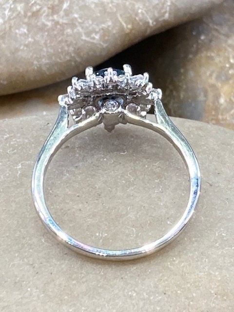 London Blue Topaz, diamond halo - Image 4