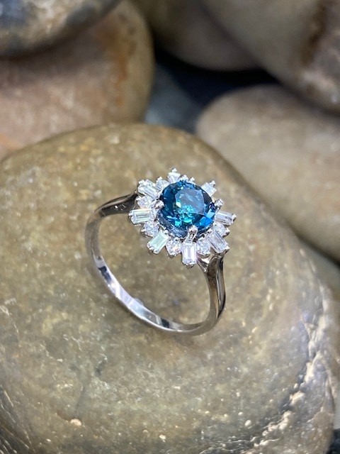 London Blue Topaz, diamond halo - Image 7
