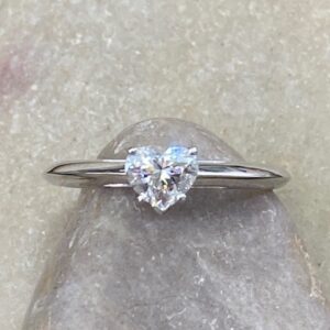 116-14529 Tiffany & Co HEART SHAPED DIAMOND