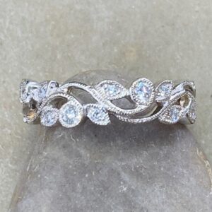 116-14869 VINE & FLOWER ETERNITY