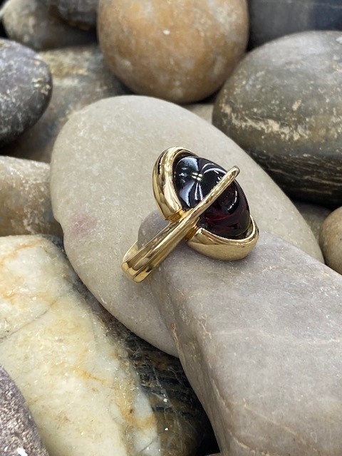 116-14643 GARNET CROSSOVER RING - Image 6