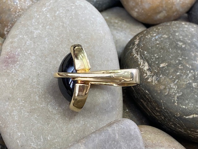 116-14643 GARNET CROSSOVER RING - Image 5