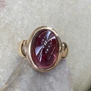 116-14648 ANTIQUE GARNET