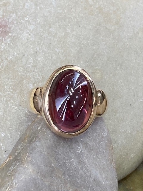 116-14648 ANTIQUE GARNET