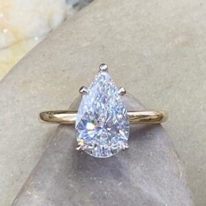 PEAR SOLITAIRE 2.79 Carat