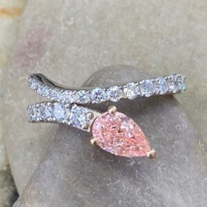 340-12777  VIVID PINK DIAMOND