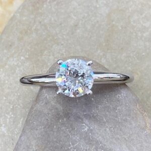 115-17647 THE CLASSIC 1.00CT