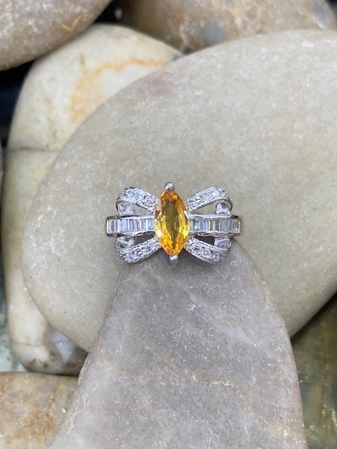 116-14560 CITRINE "BOW" RING - Image 2
