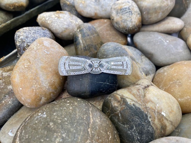 118-10006 DIAMOND & ROCK CRYSTAL BROOCH - Image 2