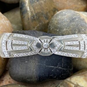 118-10006 DIAMOND & ROCK CRYSTAL BROOCH