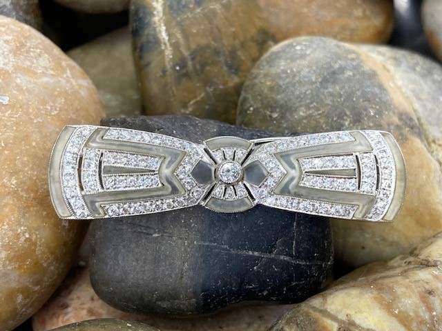 118-10006 DIAMOND & ROCK CRYSTAL BROOCH