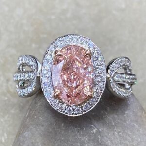 158-10255 FANCY VIVID PINK DIAMOND