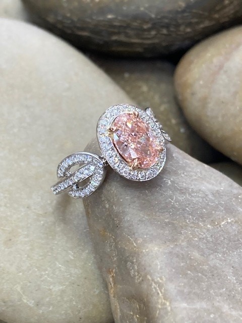 158-10255 FANCY VIVID PINK DIAMOND - Image 3