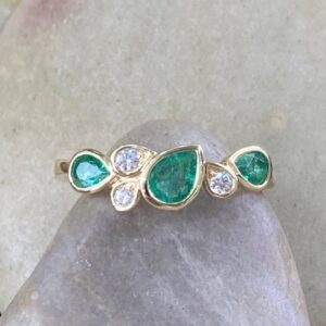 550-12219 EMERALD & DIAMOND