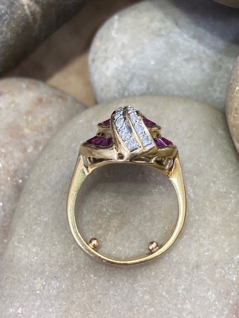 115-14614 RUBY CHAPEAU RING - Image 4