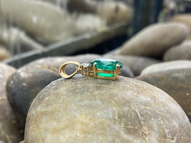 115-17729 EMERALD PENDANT - Image 3
