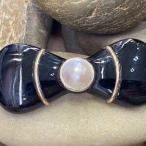 116-14609 ONYX & PEARL BROOCH