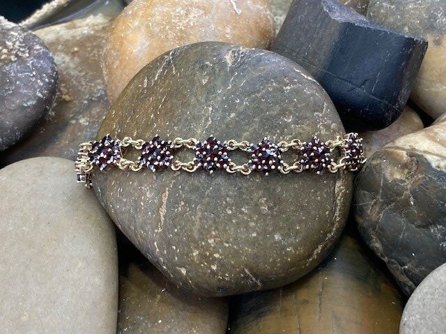 116-14949 BOHEMIAN GARNET BRACELET - Image 2