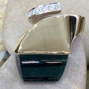 116-15011 GREEN TOURMALINE