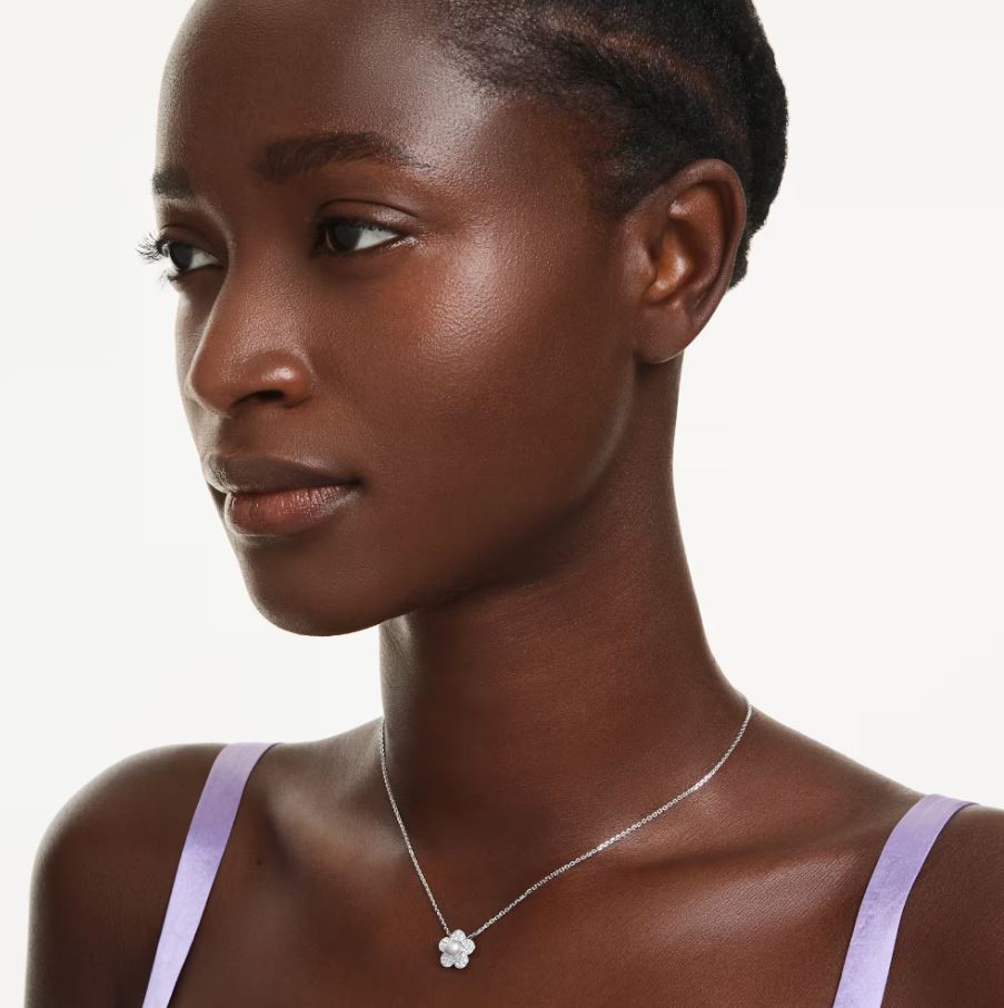 Ariana Grande x Swarovski pendant Crystal pearl, Round cut, Flower, White, Rhodium plated - Image 2