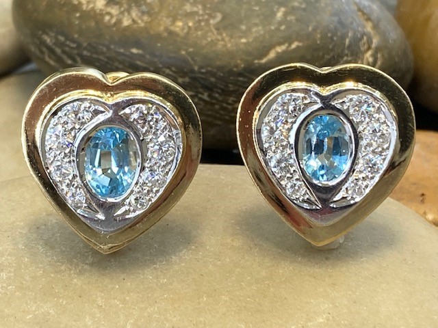 116-14966 AQUARMARINE STUDS