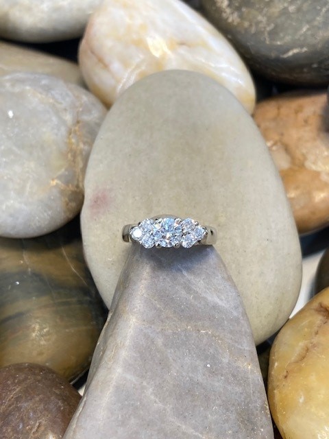 115-17835 DIAMOND RING - Image 2