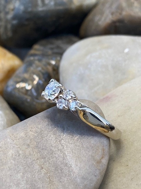 115-17835 DIAMOND RING - Image 5