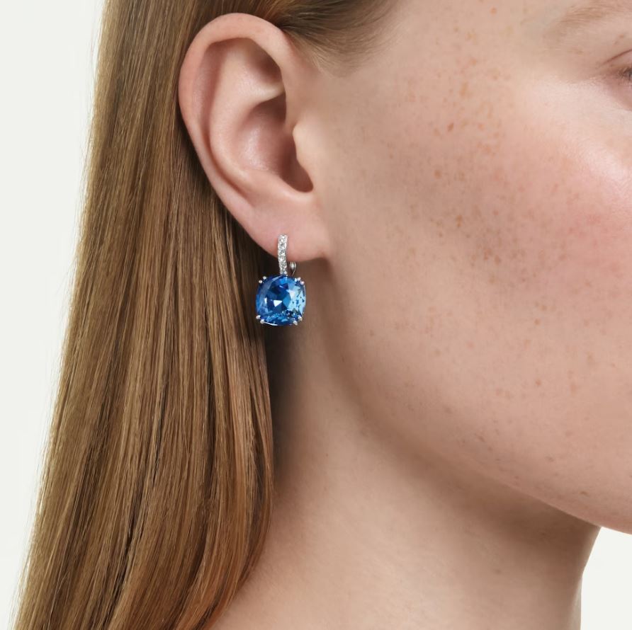Millenia drop earrings Cushion cut, Blue, Rhodium plated - Image 3