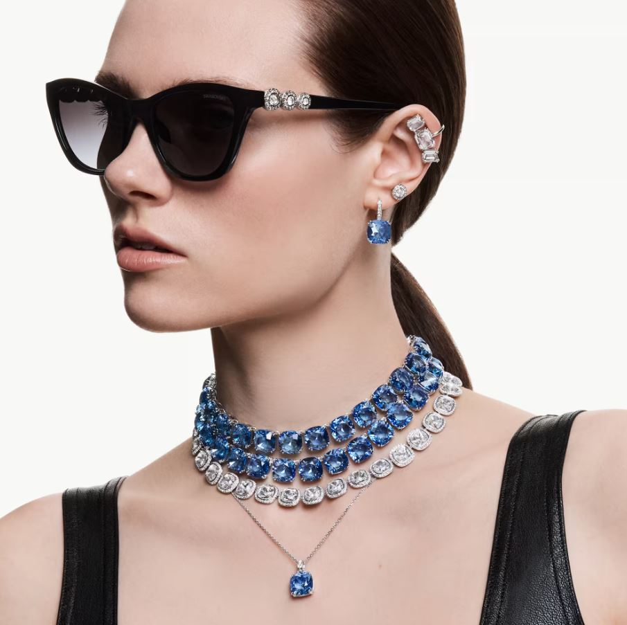 Millenia pendant Cushion cut, Blue, Rhodium plated - Image 3