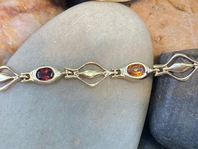 116-15200 MULTI COLOUR BRACELET