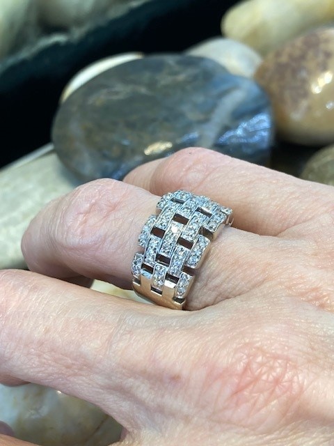 115-17912 Diamond Brick Wall Ring - Image 7