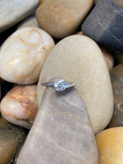 116-15080 Simon G. BI-PASS ENGAGEMENT RING - Image 2