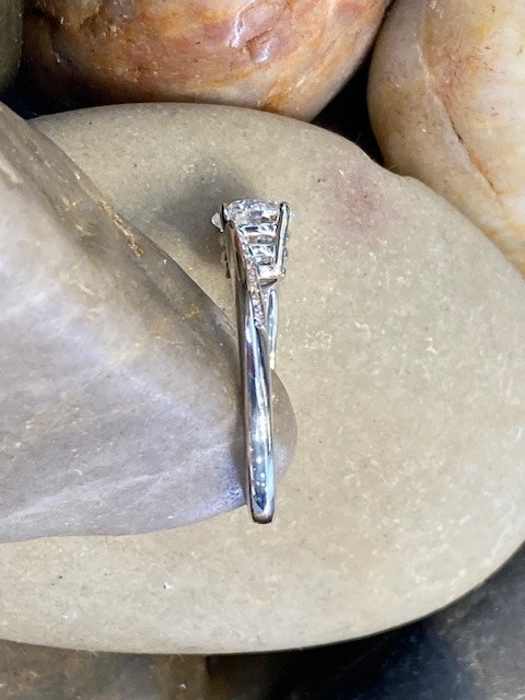 116-15080 Simon G. BI-PASS ENGAGEMENT RING - Image 4